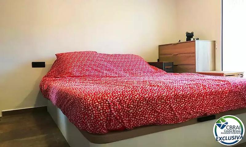 Foto 47ae3b50-1a47-47f6-b0ef-062a889b30ed. Pis a plaza plaça del llevant 3 a Centre Roses