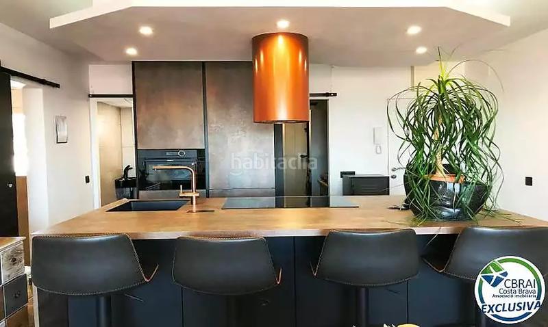 Foto eb673308-3164-428f-9a13-5428eba1d80d. Pis a plaza plaça del llevant 3 a Centre Roses