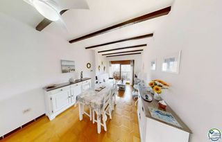 Etagenwohnung in Sector poblat tipic/les xaboles 4. Apartamento las chavolas a 750m de la playa en empuriabrava