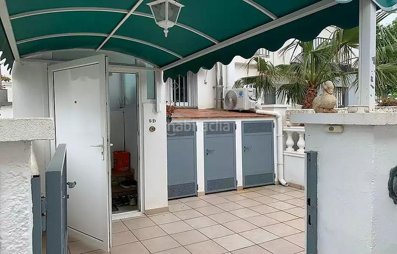 Foto 1c2adf3b-726f-4420-b116-75fec34098b2. Casa  de pescadores con amarre y garaje cerrado en Empuriabrava