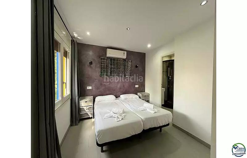 Foto dbdd2988-8823-4d40-87c2-041452915926. Casa con parcheggio piscina in Carlit - Montseny Empuriabrava