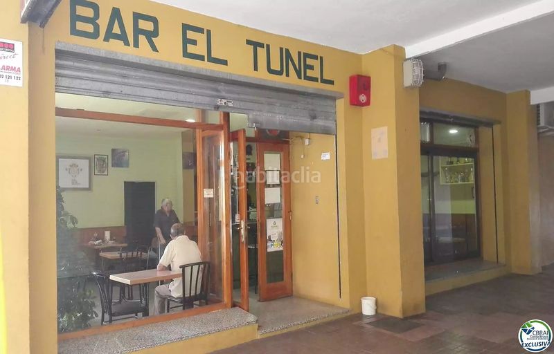 Foto 331de2d6-4549-4355-bbfc-027b6d337cab. Local comercial a calle dr. ferran 2 a Parc Bosc-Castell Figueres