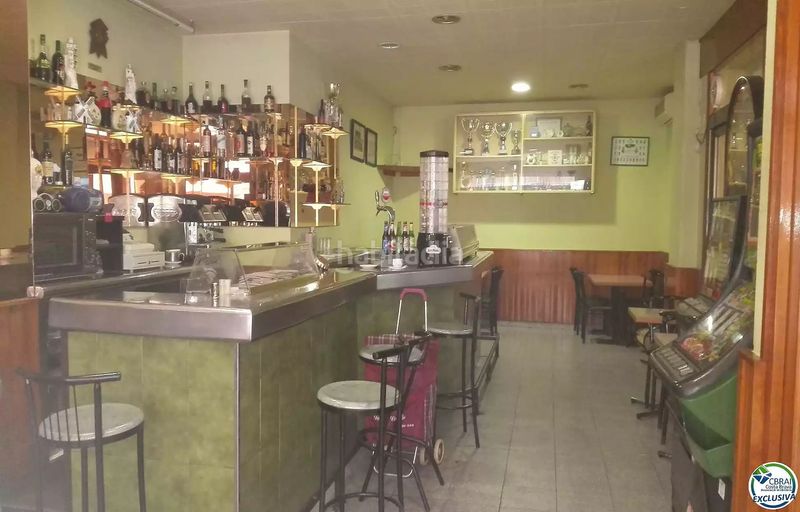 Foto 39d912ea-c263-4cea-8a11-fffb5f09342b. Local comercial a calle dr. ferran 2 a Parc Bosc-Castell Figueres