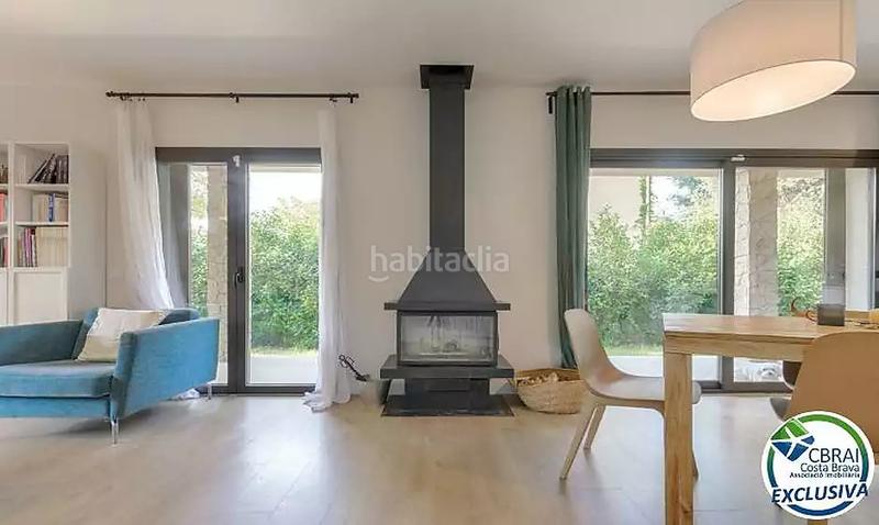 Foto 197aa15f-f6e8-4030-8d1b-437de9eae7f9. Casa con riscaldamento in Sant Pere Pescador