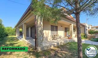 Casa a Sant Pere Pescador. Casa con jardín en sant pere pescador.