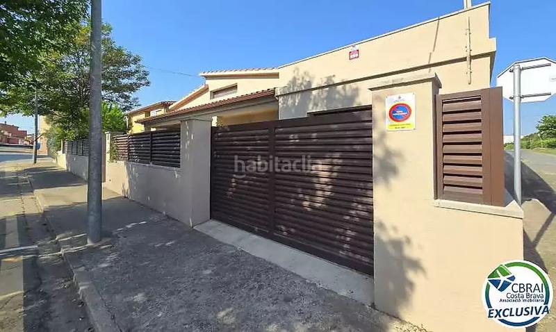 Foto 82fd5e2b-988f-45e1-93b5-407d78f5ba55. Casa con riscaldamento in Sant Pere Pescador