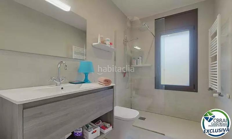 Foto 943aecc6-7b45-4ffe-b39f-f4bed571a868. Casa con riscaldamento in Sant Pere Pescador