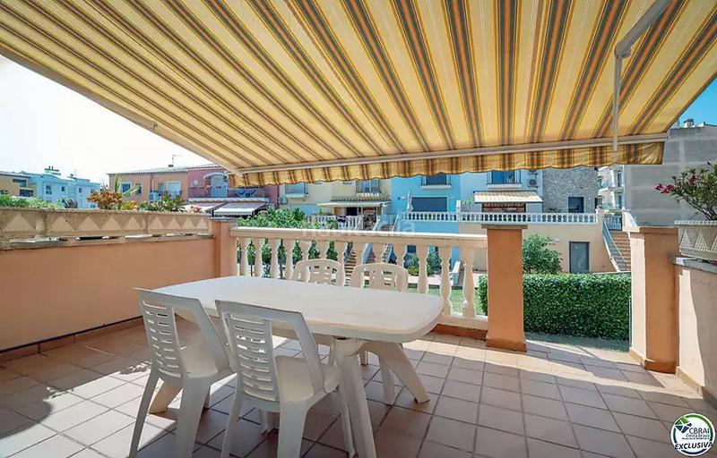 Foto ea2bc501-0114-4ae7-b03c-4781b929b046. Casa amb piscina a Muga - Gran Reserva - Badia Empuriabrava