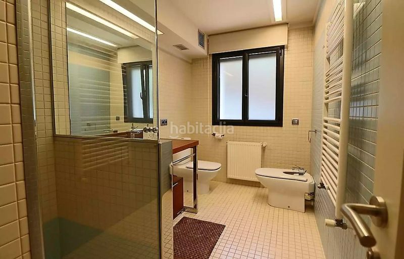 Foto b9640ab4-4f9d-4679-b3ca-d30aa8de2125. Casa a carrer mig 4 a Peralada