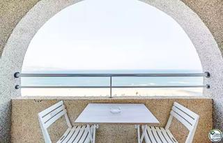 Estudi a Muga - Gran Reserva - Badia. Estudio en planta 17 con terraza y espectaculares vistas al mar