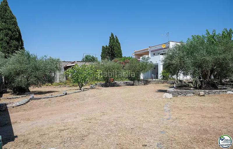 Foto 2ee7bd6b-ea1e-4915-b0af-dfe486ccc845. Maison avec chauffage parking dans Nord Roses