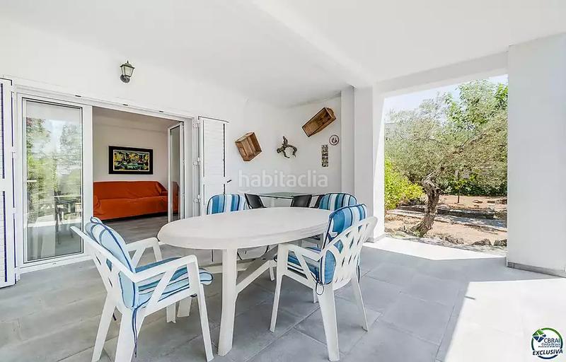 Foto 51304b95-5783-4973-bf30-a6048ecca0f5. Maison avec chauffage parking dans Nord Roses