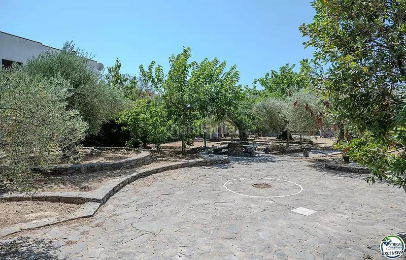 Foto 63887535-422e-4172-843a-6a64751425a7. Maison avec chauffage parking dans Nord Roses