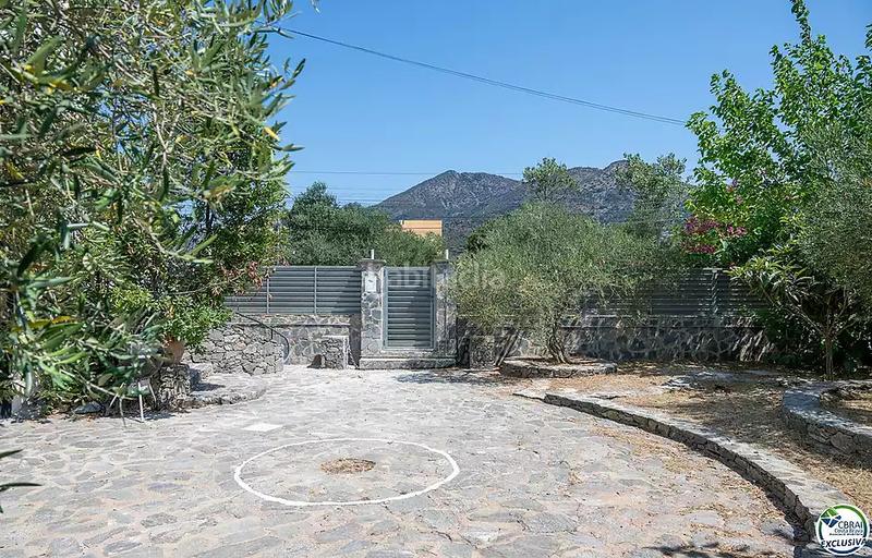 Foto 63c16b9c-36e9-4955-8c27-3a2437bc9a59. Maison avec chauffage parking dans Nord Roses