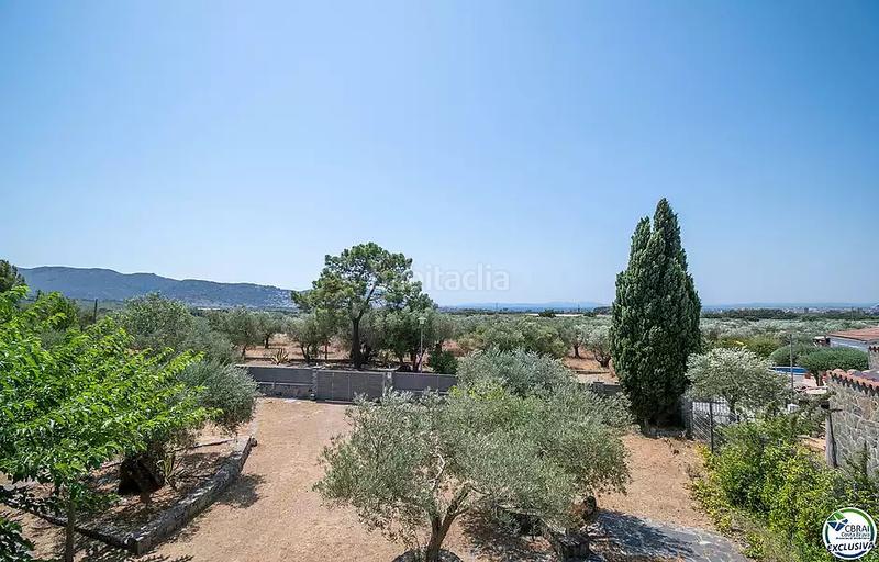 Foto 718c805f-7bd7-422f-b6b4-bcfb423b8682. Maison avec chauffage parking dans Nord Roses