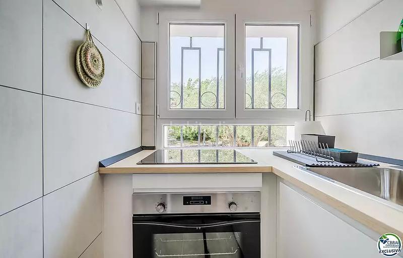 Foto 729a654a-c8a6-47d0-9d87-87ef2f3ea06c. Maison avec chauffage parking dans Nord Roses