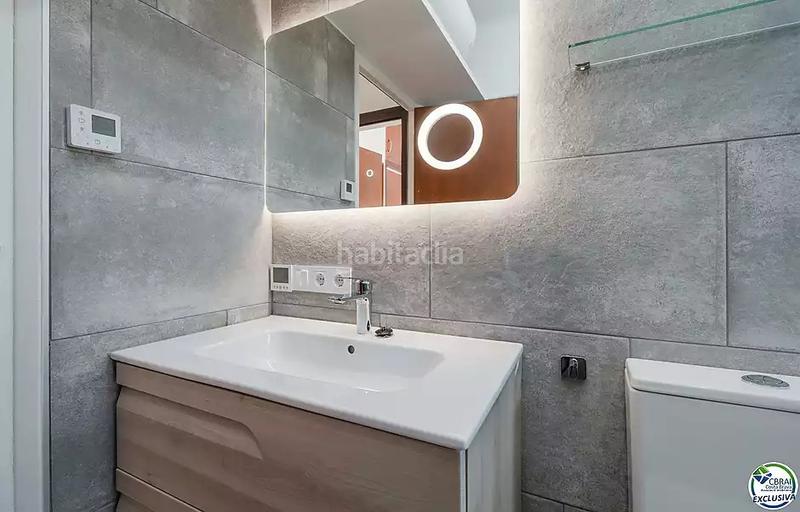 Foto d1e2ae00-ddc3-4ecb-853d-bfb3042f09a1. Maison avec chauffage parking dans Nord Roses