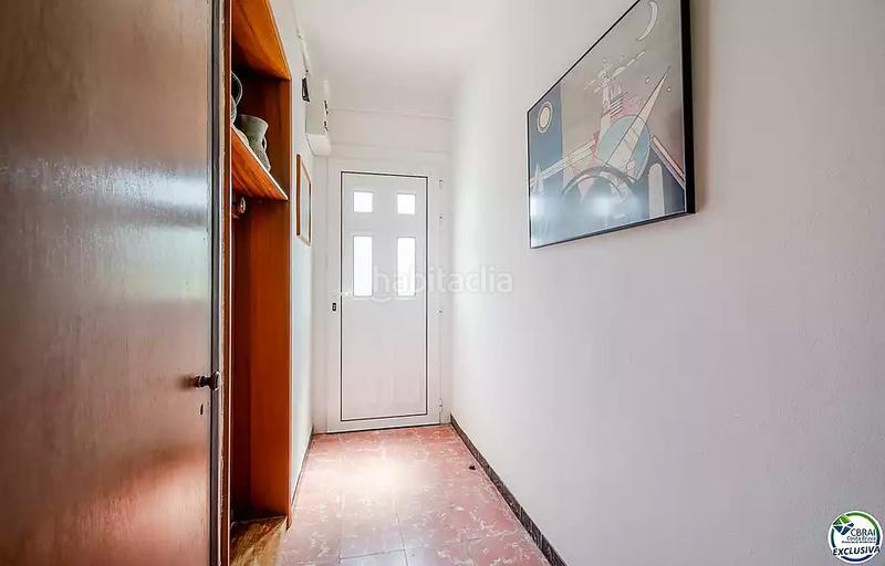 Foto fd208039-f3fd-4c47-a47e-487e103228d9. Maison avec chauffage parking dans Nord Roses