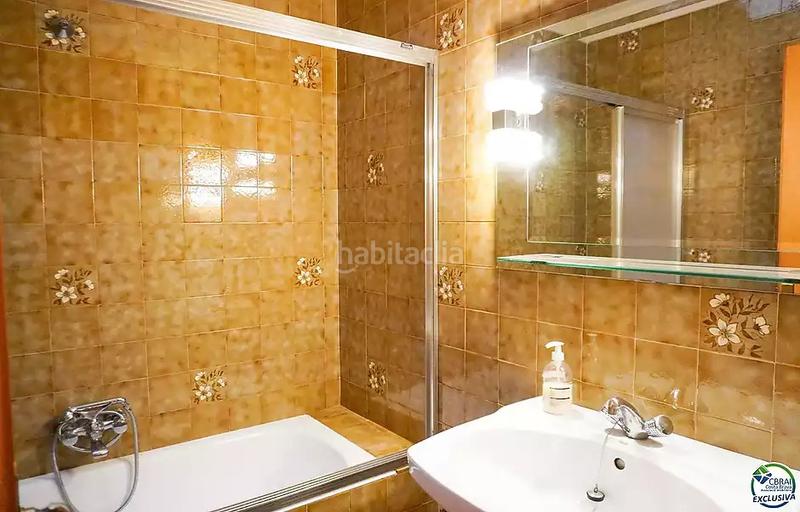 Foto d0624bbc-69bf-43af-8ef7-696b55b3b068. Casa amb calefacció aparcament a Vila-sacra