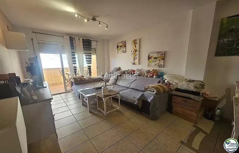 Foto 2eb183d2-9f5d-4bc2-8a28-60833239a916. Piso apartamento de 2 habitaciones, gran terraza y parquing interior!! en Empuriabrava