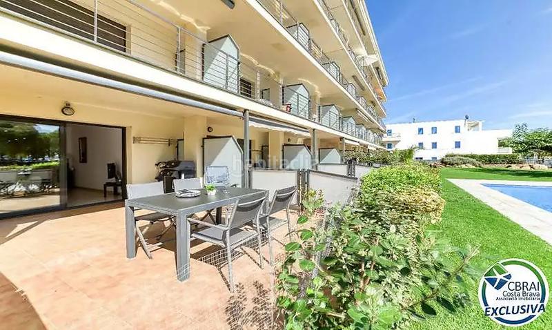 Foto 6c6e0bd1-a027-4636-94b8-21e4634335ae. Appartement avec chauffage parking piscine dans Salatar Roses