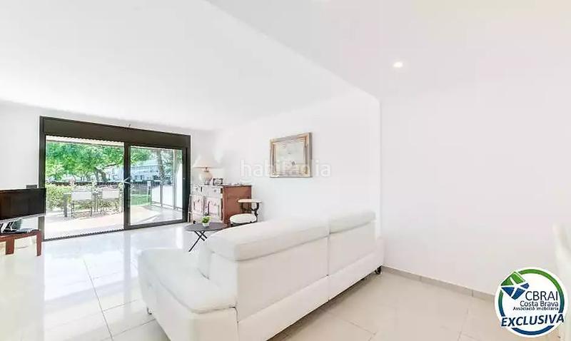 Foto 8e4466c3-ab5c-4fb9-99e5-d0fb451fa019. Appartement avec chauffage parking piscine dans Salatar Roses