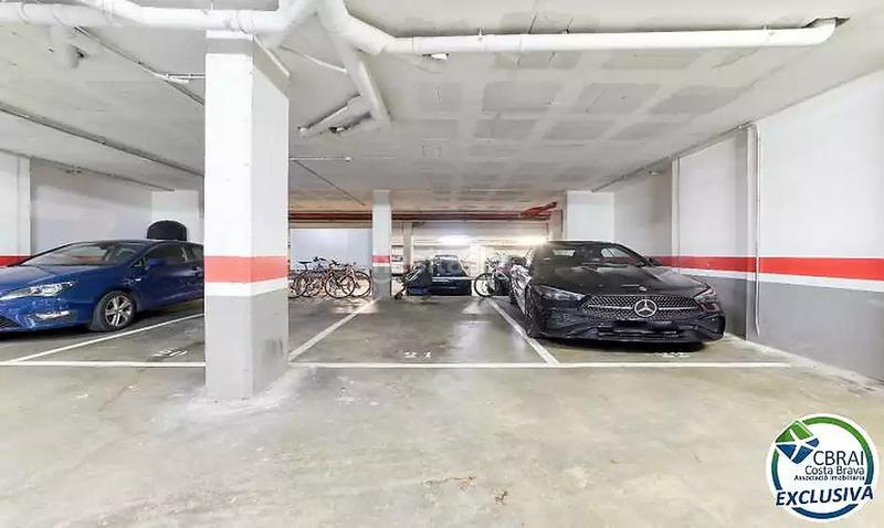 Foto a57b88d0-48af-453e-89b6-e415d0f0644c. Appartement avec chauffage parking piscine dans Salatar Roses