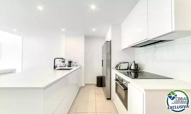 Foto c9b24346-6a60-4d94-8ccf-aecc5089b0d1. Appartement avec chauffage parking piscine dans Salatar Roses