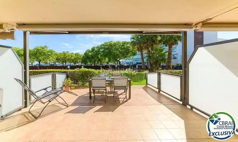 Foto d3c369bc-4d07-4cf3-b049-8bb389265410. Appartement avec chauffage parking piscine dans Salatar Roses