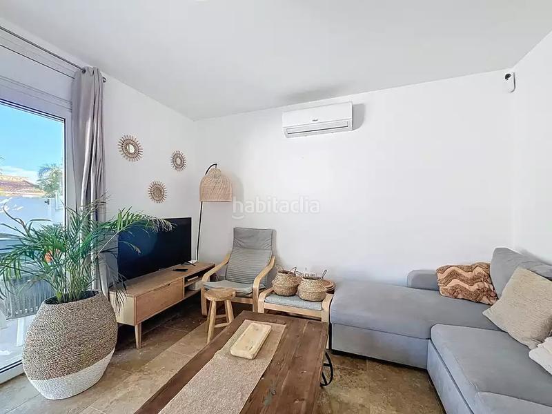 Foto 0f1a1255-8a48-417a-bf95-a9a491ef583f. Casa en Alberes 37 oportunidad casa de una planta con piscina en Empuriabrava