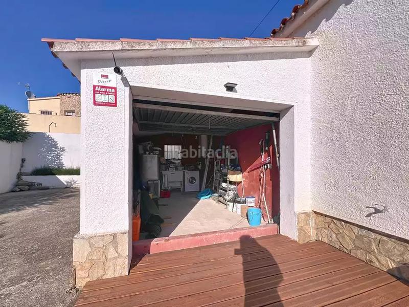 Foto 2dc337c2-f09b-4139-a13c-72644d39a86f. Casa en Alberes 37 oportunidad casa de una planta con piscina en Empuriabrava