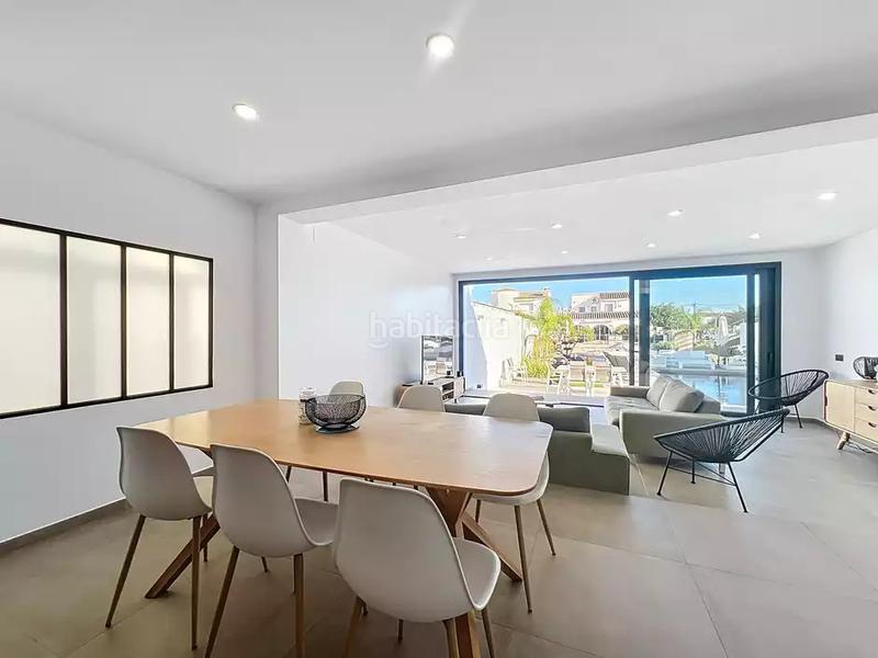 Foto 45ee86d3-602e-4765-a2eb-2738955b665c. Haus in medes 18b in Cap Ras - Creus - Falconera Empuriabrava