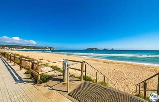 Estudio en Els Griells. Piso en primera línea de mar en lestartit  zona griells
