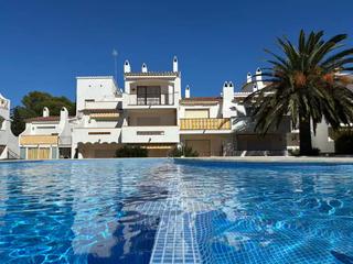 Pis a Calle de josep carner 08. Apartamento con terraza 10 m y barbacoa junto al cap de creus