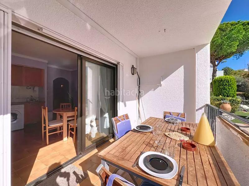 Foto 2c295629-9f75-4340-b532-8645690cecbd. Pis a calle de josep carner 08 a Puig Rom-Canyelles-Almadrava Roses