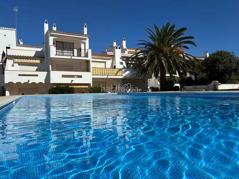 Foto c2ac4c94-cbd2-4717-a427-3462f86af8ae. Pis a calle de josep carner 08 a Puig Rom-Canyelles-Almadrava Roses