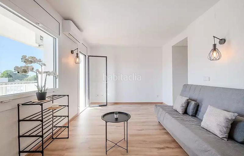 Foto bcbb2449-e94a-42bd-825a-be17206f452c. Studio in Santa Margarida Roses