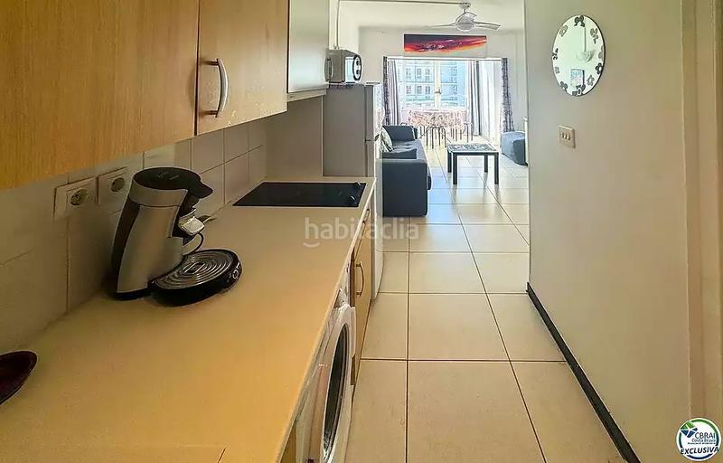 Foto c8dbc86c-f79b-430e-b198-7dc41567cc5b. Studio dans Salatar Roses