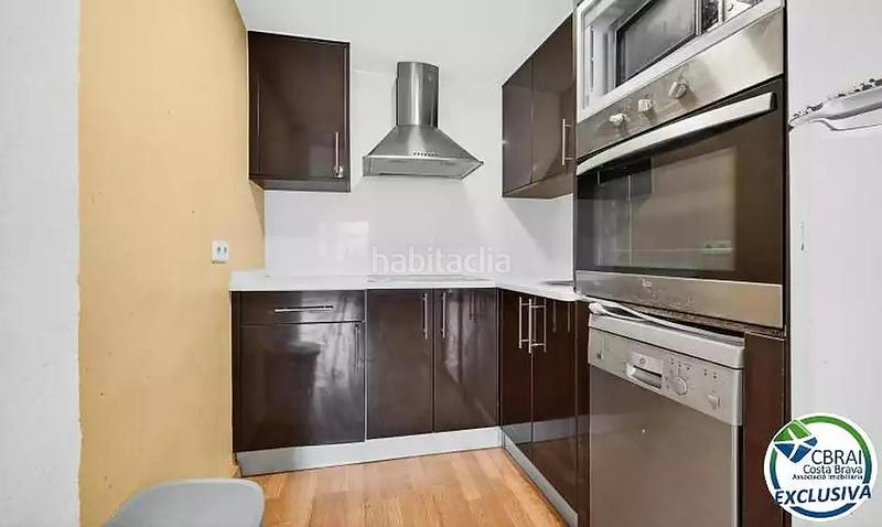 Foto 54c14d47-dce5-4f8e-bec6-32bb399e0f11. Appartement dans calle poblat típic s/n dans Salins - Cavall de Mar Empuriabrava