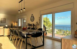 Appartamento in Carrer abat oliva 33. Apartamento reformado con vistas panorámicas al mar en super fen