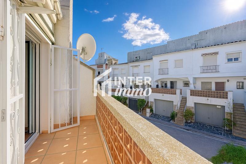 Foto 75936078-9569-4023-b8a1-904effb3d034. Casa con riscaldamento parcheggio piscina in Puig Rom-Canyelles-Almadrava Roses