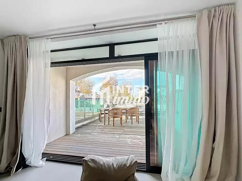 Foto bb2f7639-e626-4f8e-b86e-786c72d24aaf. Casa amb aparcament a Francolí - Freser - Noguera Empuriabrava