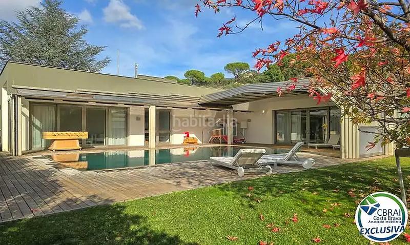 Foto 48eb090f-096f-40b3-b474-bea28000a77c. Casa en calle rosselló 8 casa de alto standing en la jonquera lujo entre montañas con piscina privada climatizada y vistas espectaculares en Jonquera (La)