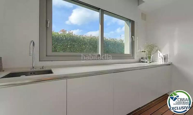 Foto 74a478a5-fd7c-4a65-9be3-8d6a96d15e3e. Casa en calle rosselló 8 casa de alto standing en la jonquera lujo entre montañas con piscina privada climatizada y vistas espectaculares en Jonquera (La)