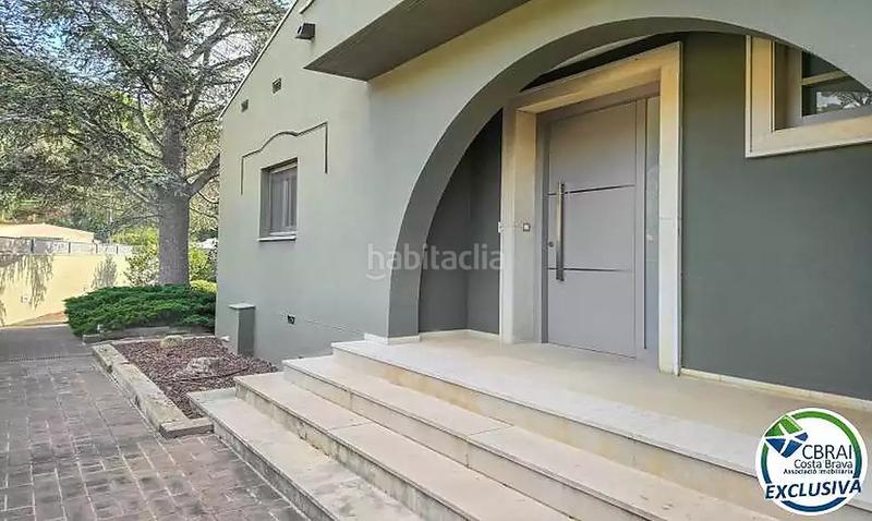 Foto a9d7aeb1-d84d-4dba-8cc2-4933eba022fe. Casa en calle rosselló 8 casa de alto standing en la jonquera lujo entre montañas con piscina privada climatizada y vistas espectaculares en Jonquera (La)