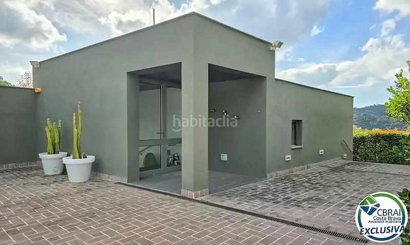 Foto b750acfe-cef2-46bc-b96e-d084851819bf. Casa en calle rosselló 8 casa de alto standing en la jonquera lujo entre montañas con piscina privada climatizada y vistas espectaculares en Jonquera (La)