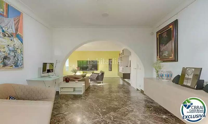 Foto e0d2625f-6d92-456a-890d-3d85c15a74ec. Casa en calle rosselló 8 casa de alto standing en la jonquera lujo entre montañas con piscina privada climatizada y vistas espectaculares en Jonquera (La)