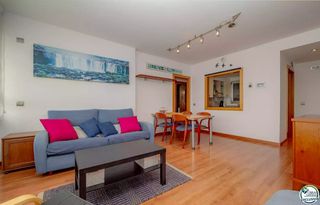 Etagenwohnung in Calle muga 3. Apartamento bien situado cerca de la playa y, tiendas