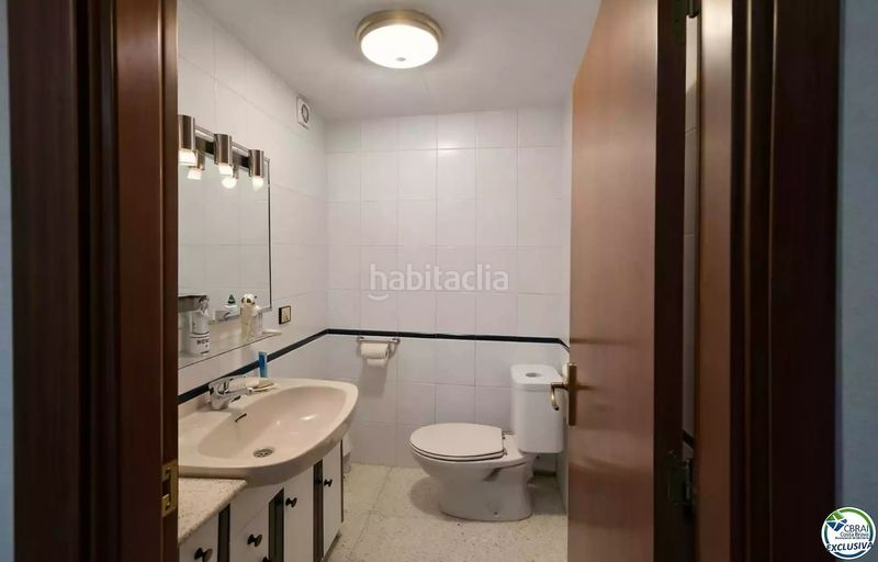 Foto 01b8687a-7b89-4ae1-bba1-a03496c84a24. Casa a calle balmes 6 a Sallent