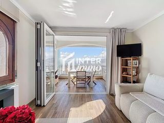 Apartament a Carrer serafi pitarra 2. Apartamento reformado con vista panor�mica sobre la bah�a de ros